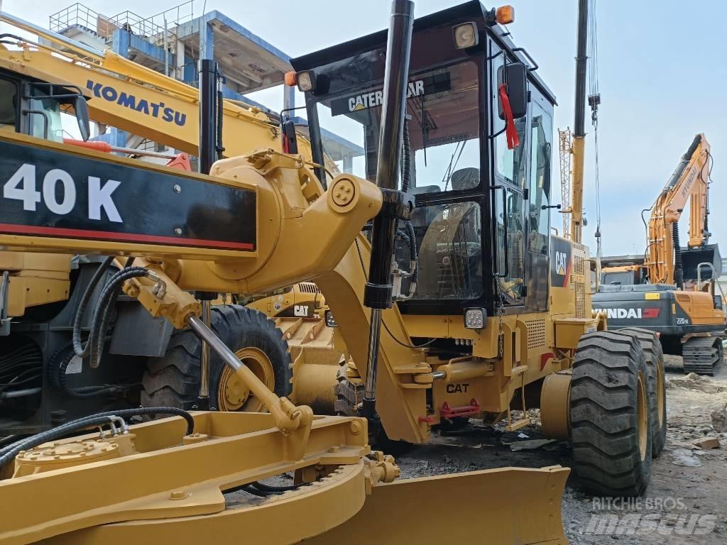 CAT 140K Грейдери