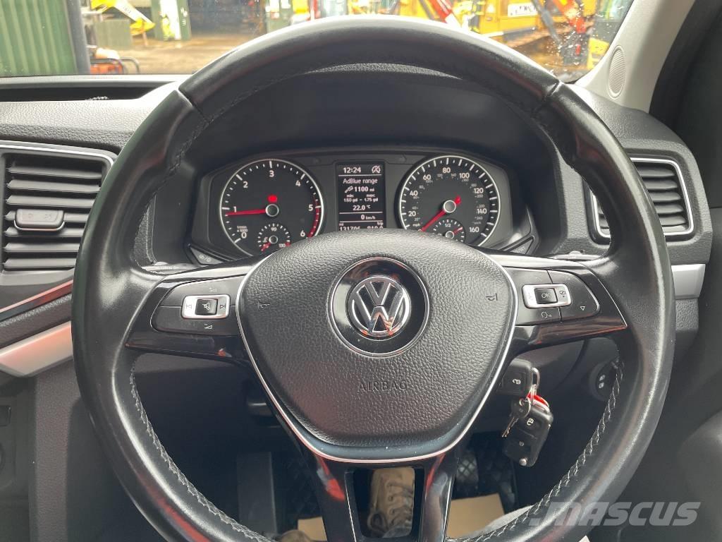 Volkswagen Amarok Пикапи