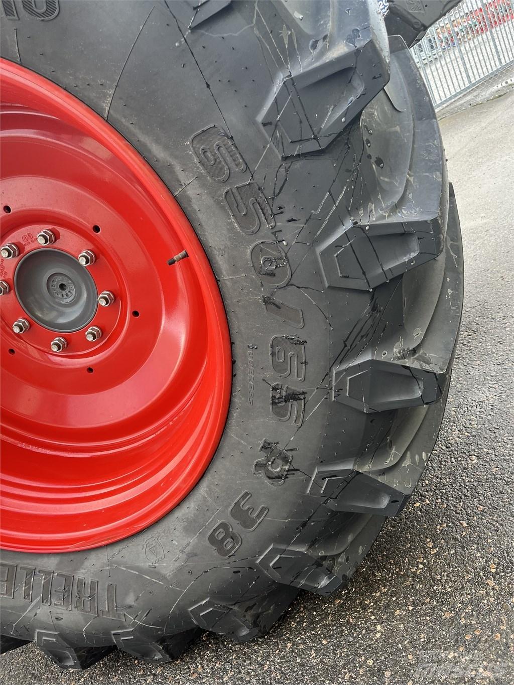 Fendt 716 Vario Трактори