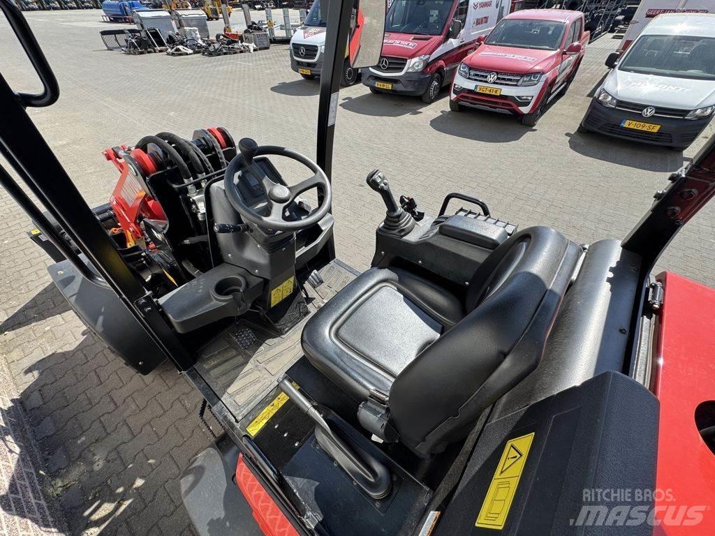 Manitou MLA 5 Колесни товарачи