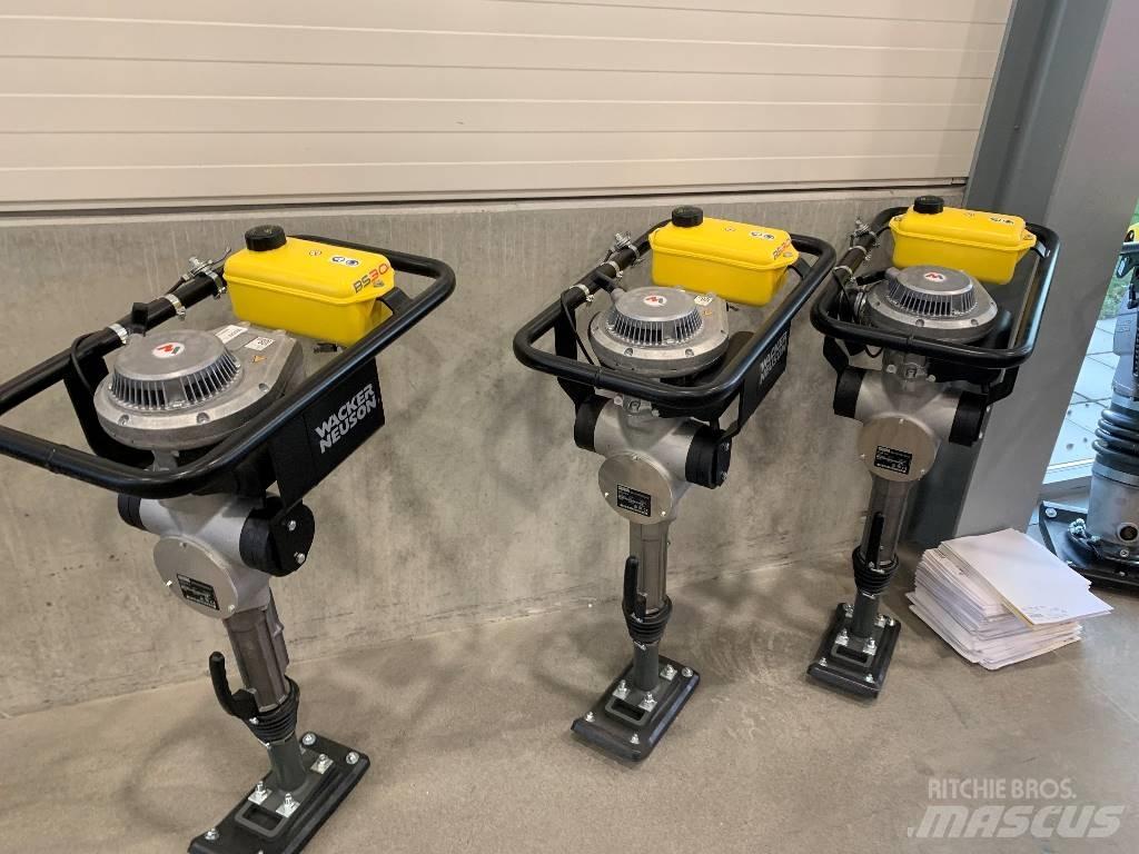 Wacker Neuson BS 30 Пробки