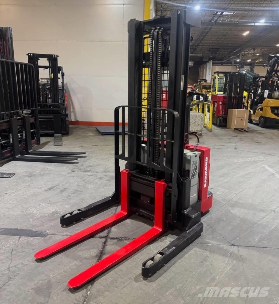 Raymond RSS40 Самоходни товарачи