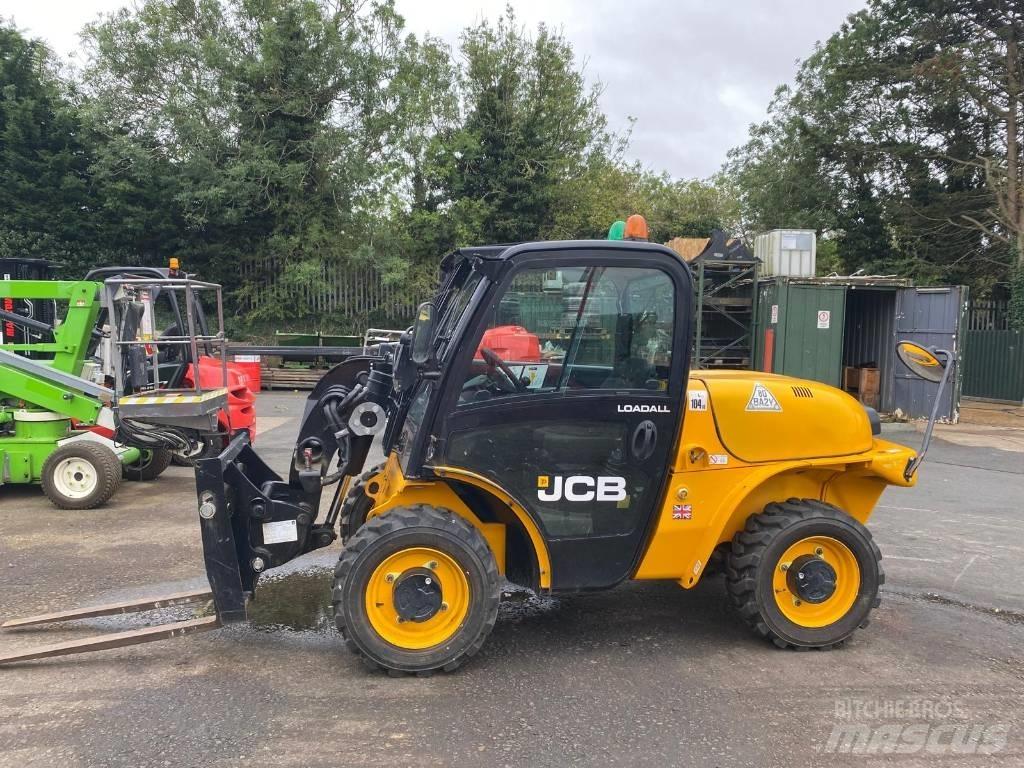 JCB 520-40 Телескопични товарачи