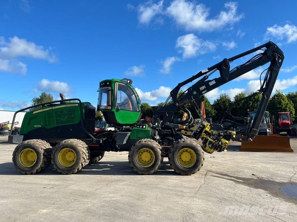 John Deere 1270G 8W Харвестери