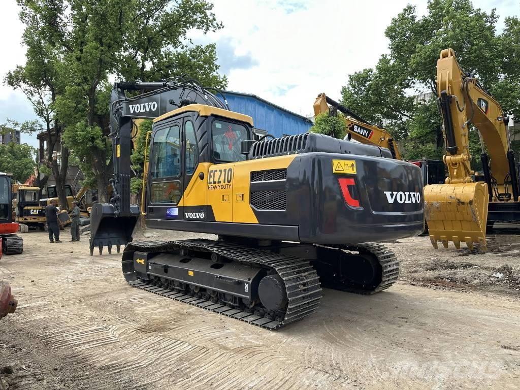 Volvo EC210D Верижен екскаватор