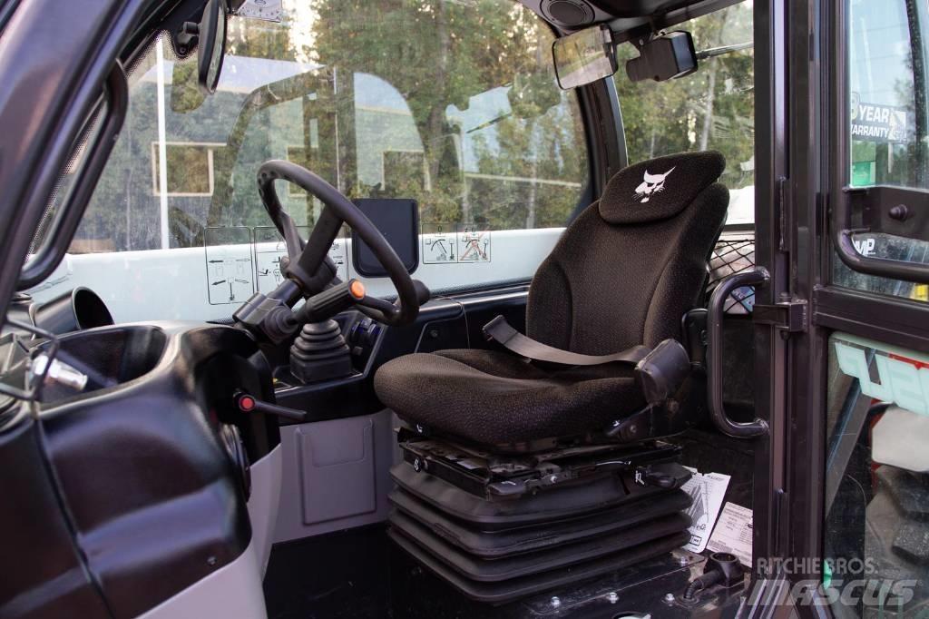 Bobcat T 40 Телескопични товарачи