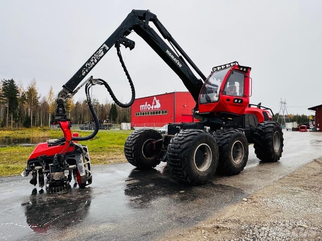 Komatsu 951 Харвестери