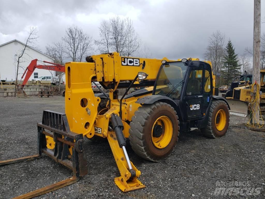 JCB 512-56 Телескопични товарачи
