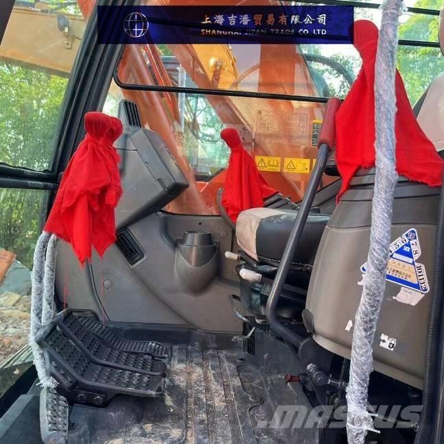 Hitachi ZX 135 Верижен екскаватор