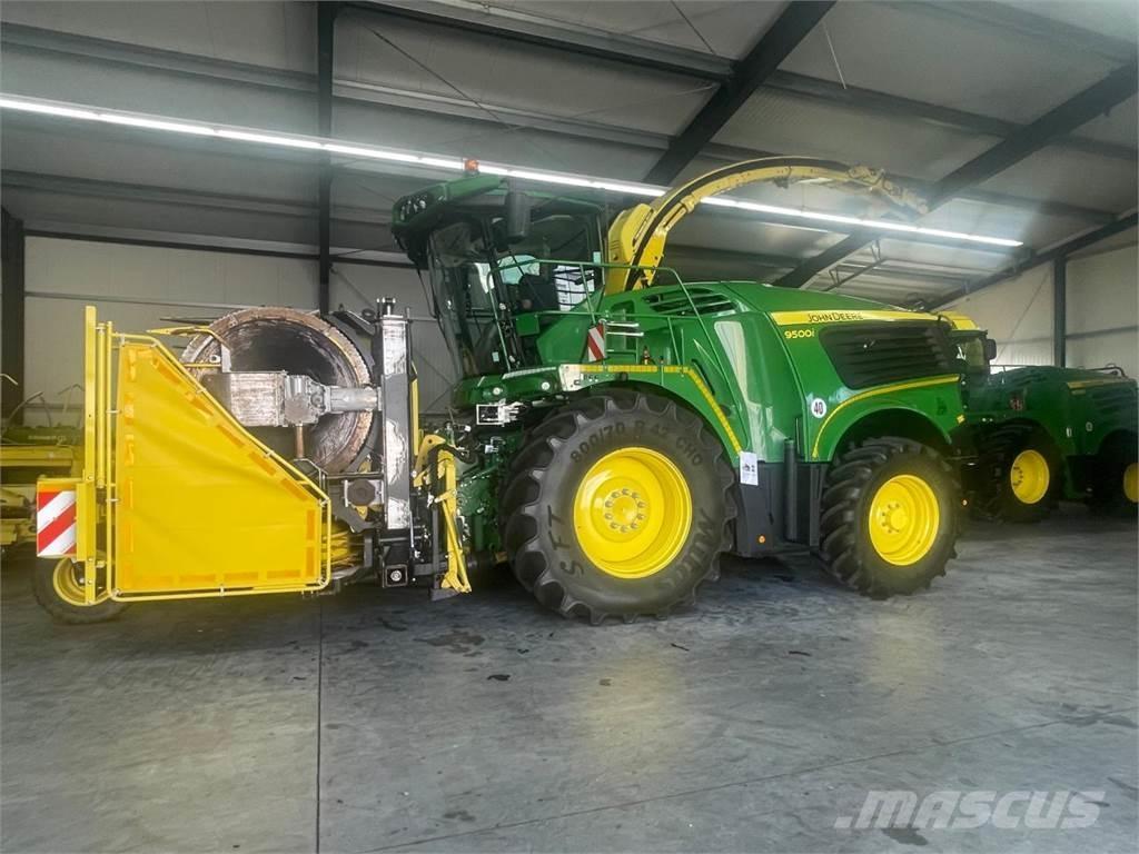 John Deere 8200i Самоходни фуражири