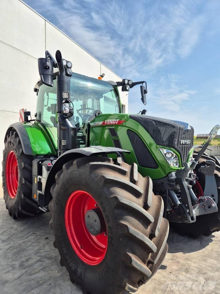Fendt 720 Profi Plus Трактори