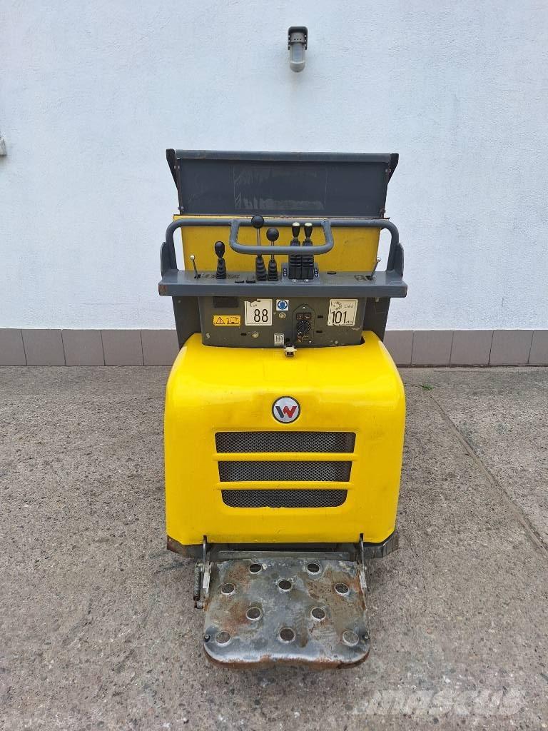 Wacker Neuson DT 12 Верижни дъмпери