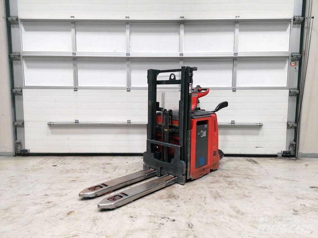 Linde D12AP Колички високоповдигачи с теглич