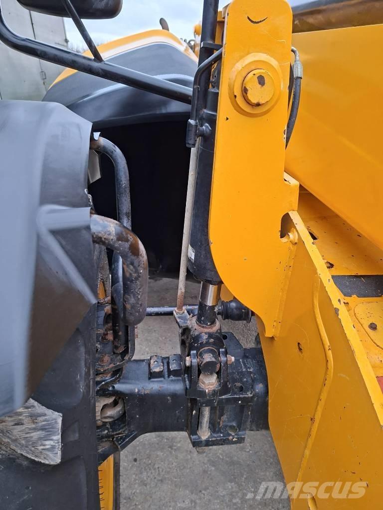 JCB 535-125 Телескопични товарачи