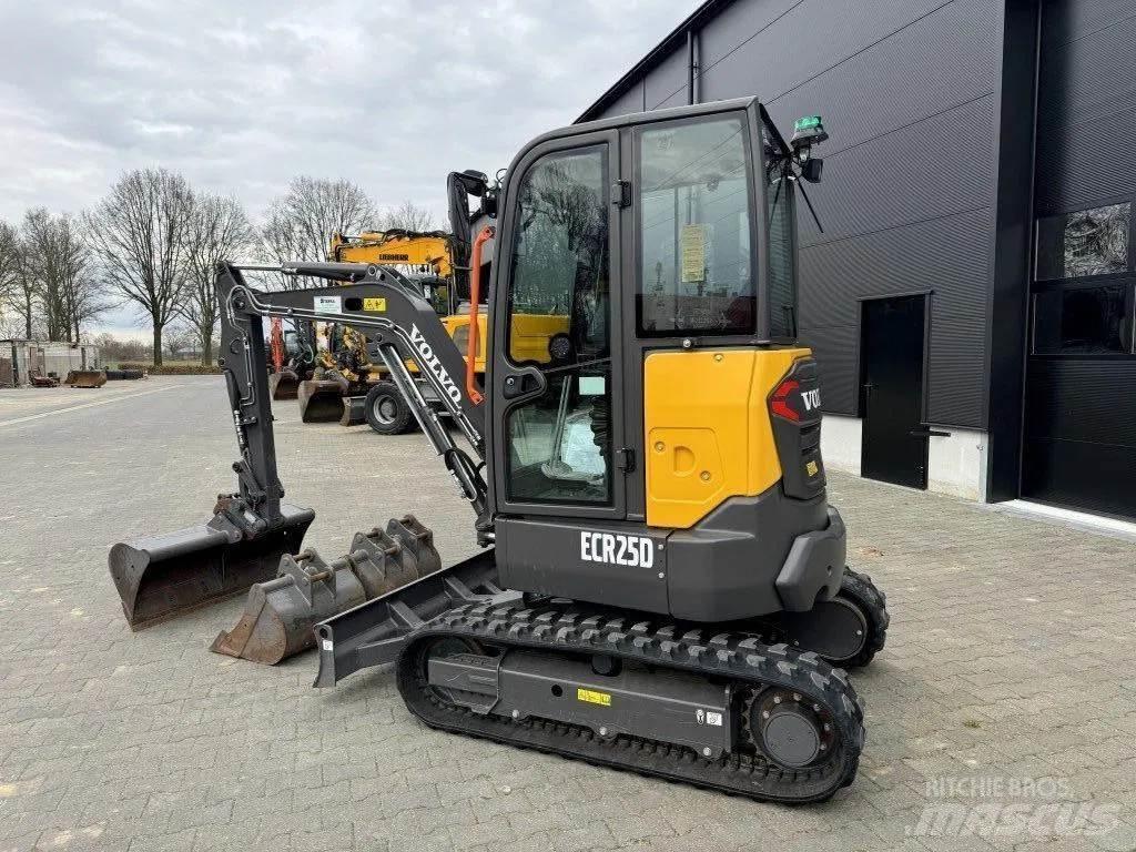 Volvo ECR25D Мини екскаватори < 7 т
