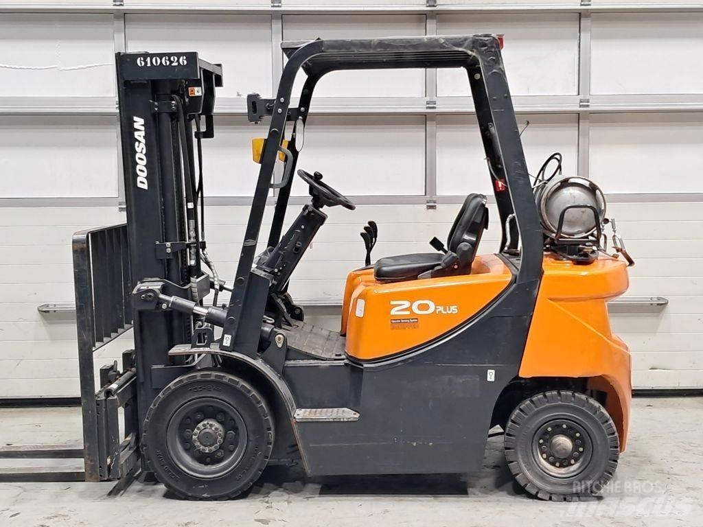 Doosan G20GP Камиони с АГУ