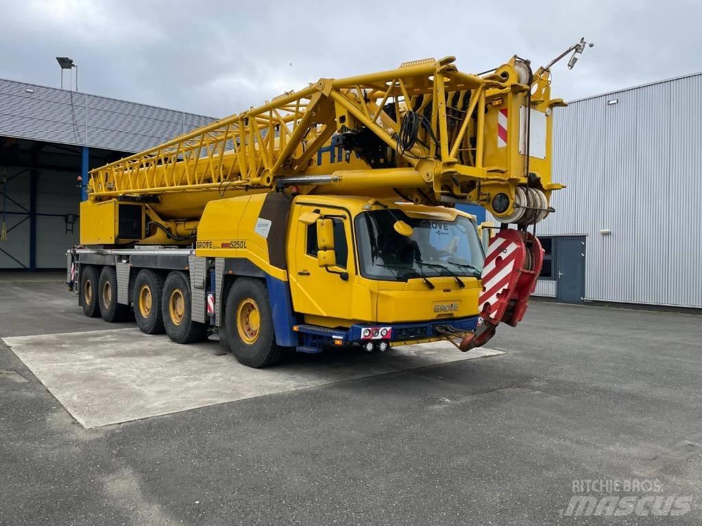 Grove GMK 5250 L Всъдеходни кранове