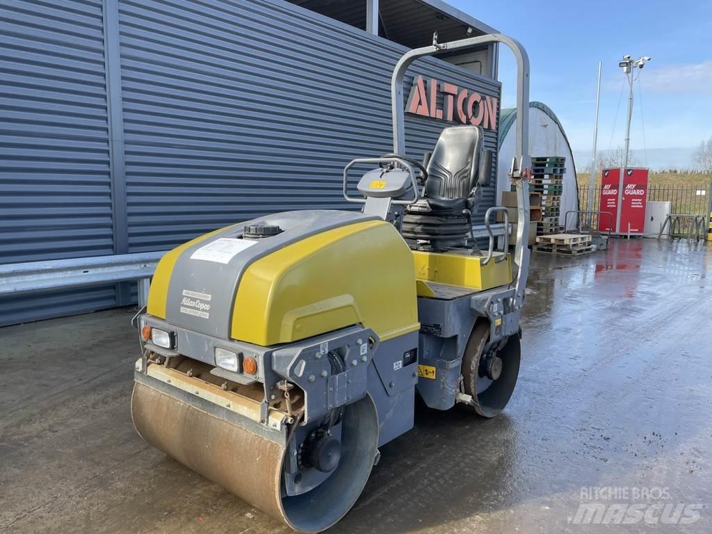 Dynapac CC1200 Двойни барабанни ролки
