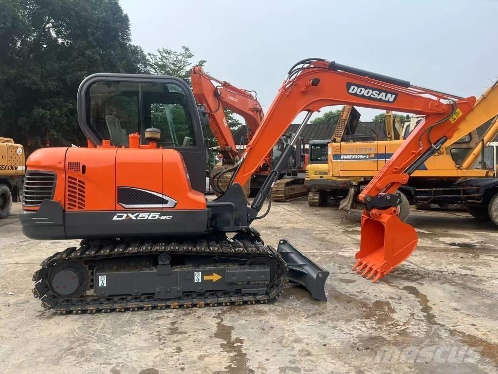 Doosan DX55-9C Мини екскаватори < 7 т