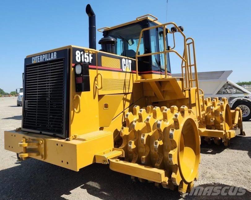 CAT 815 F Уплътнители за почва
