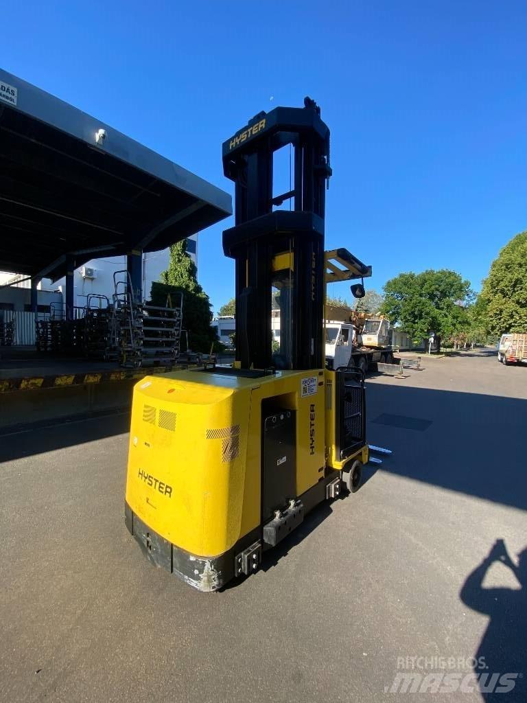 Hyster C1.0 Високоповдигачи за работа в тесни коридори