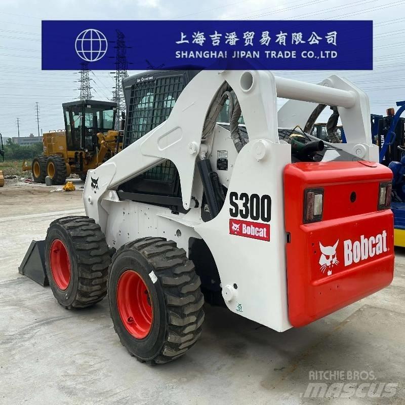 Bobcat S 300 Мини товарачи
