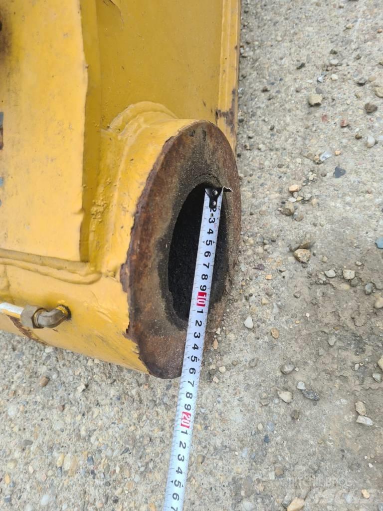 CAT 330 CL Товарачи със заден ескаватор