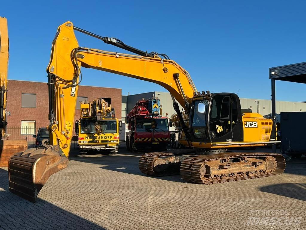 JCB JS 220 LC Верижен екскаватор