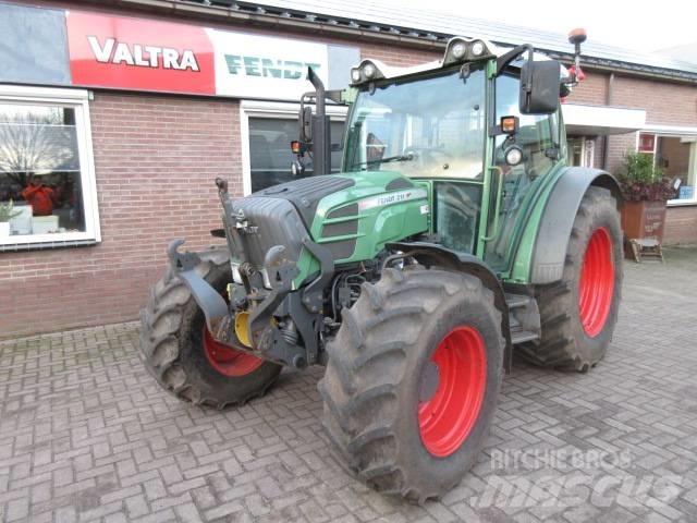 Fendt 211 Vario Трактори