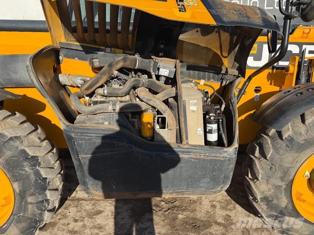 JCB 540V-180 Телескопични товарачи