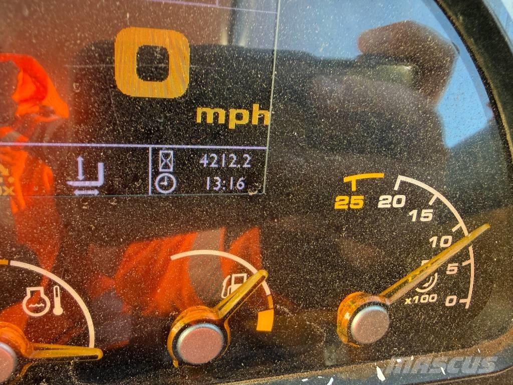 JCB 540V-180 Телескопични товарачи