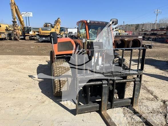 JLG G5-18A Телескопични товарачи