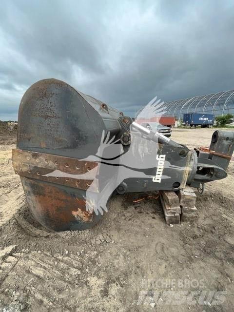 Liebherr R984 Оператори на отпадъци/индустрия
