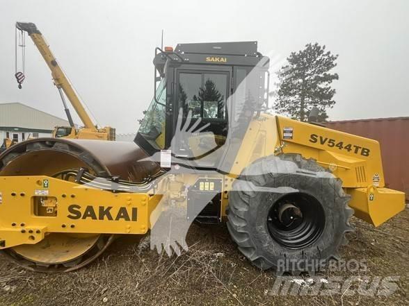 Sakai SV544T Еднобарабанни ролки
