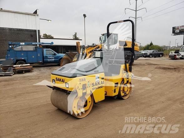 Sakai SW300 Еднобарабанни ролки
