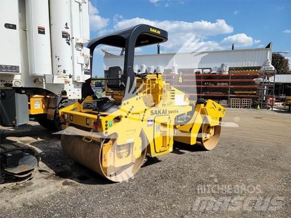 Sakai SW654 Еднобарабанни ролки
