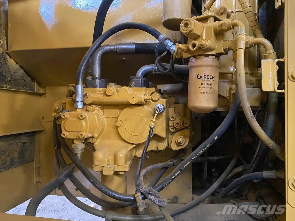 CAT 320 C Верижен екскаватор