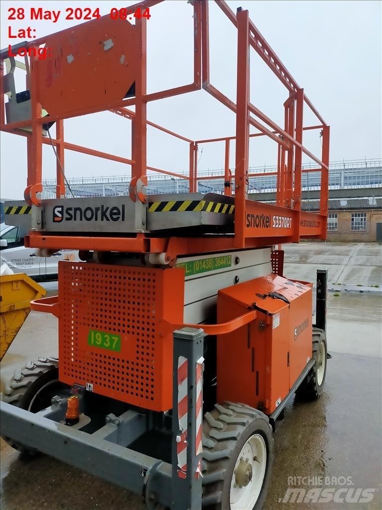 Snorkel S 3370 RT Ножични работни платформи