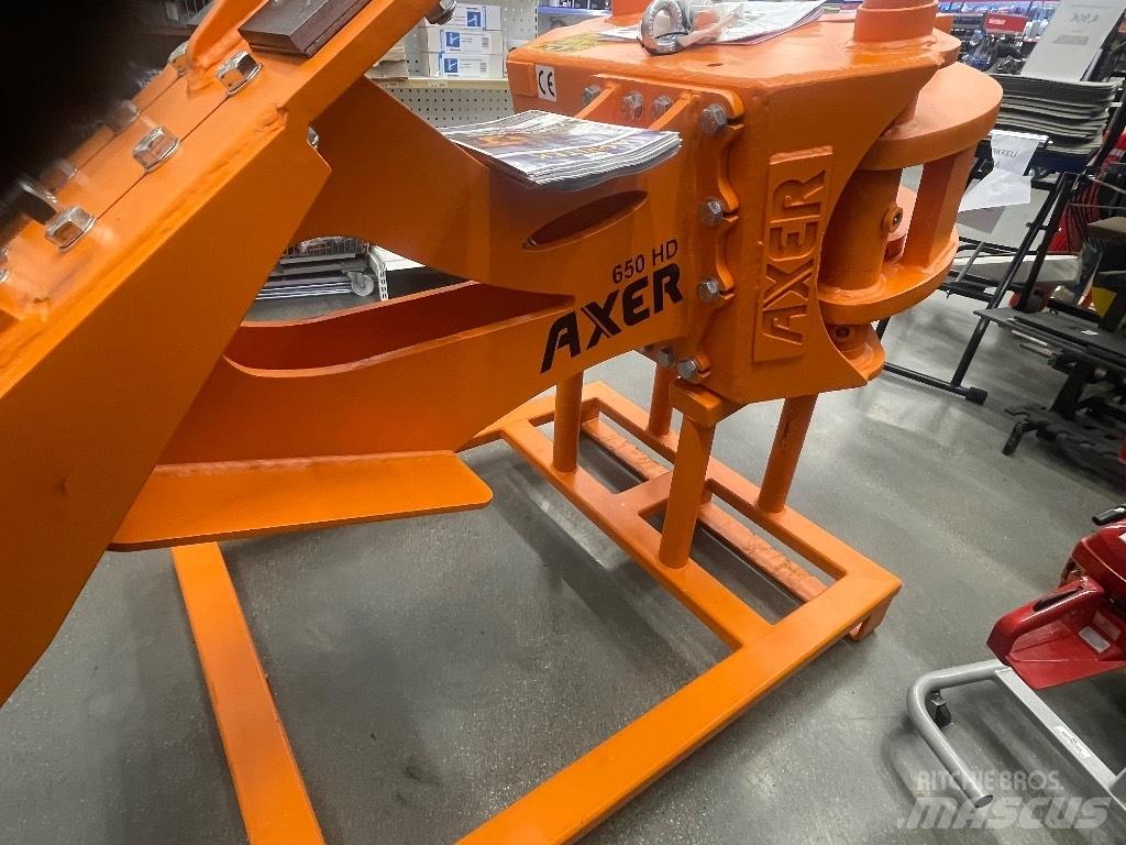 Axer 650 Каранове и товарачи