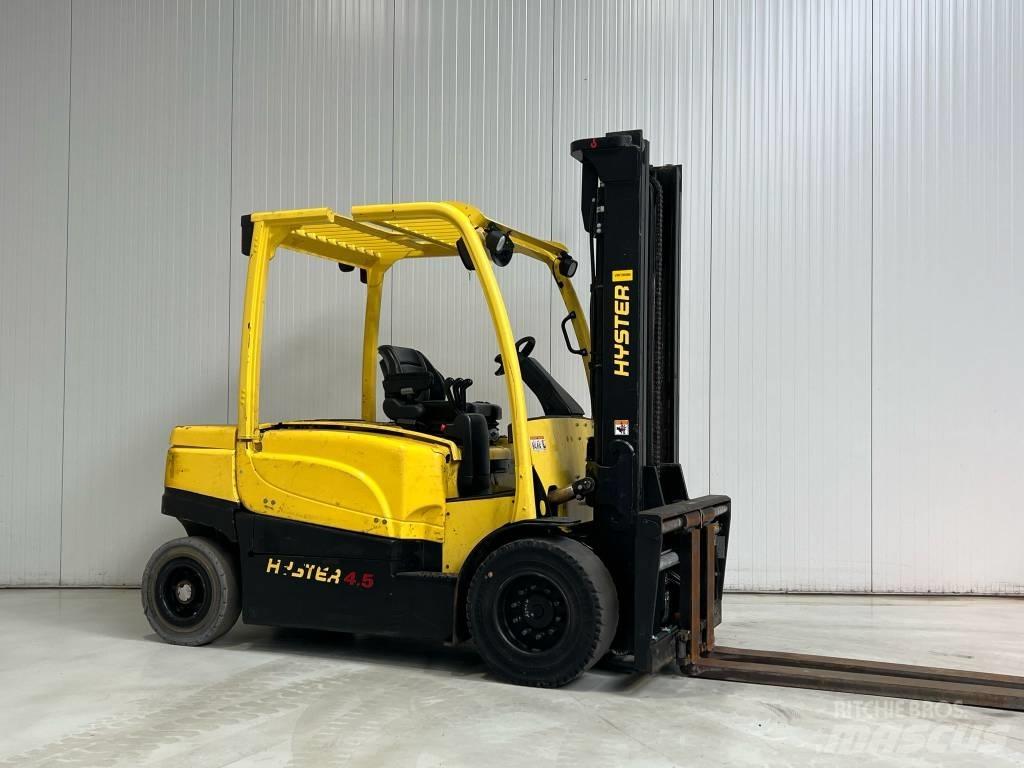 Hyster J4.5XN Електрически вилични кари-повдигачи