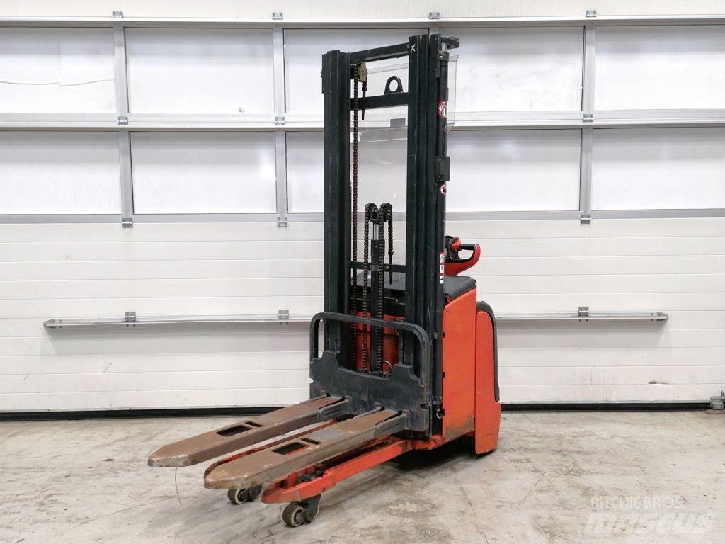 Linde L14I Колички високоповдигачи с теглич