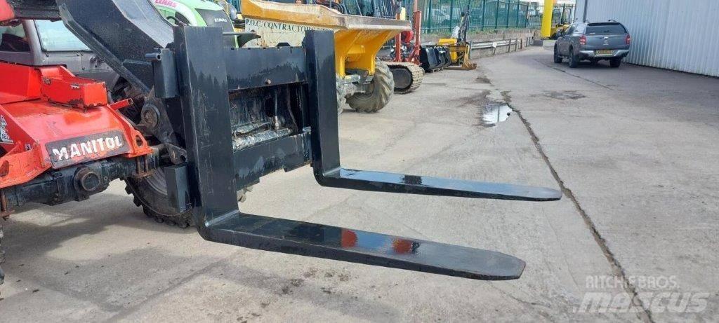 Manitou PFB Телескопични товарачи