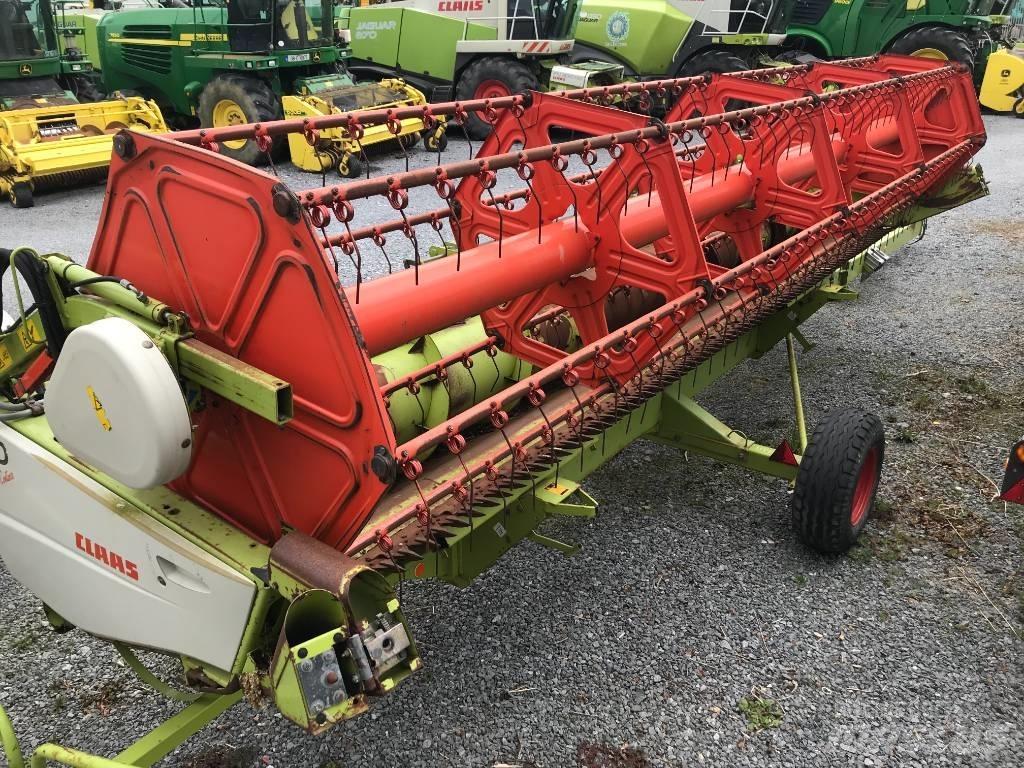 CLAAS Tucano 440 Комбайни