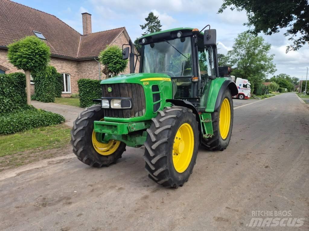 John Deere 6130 Трактори