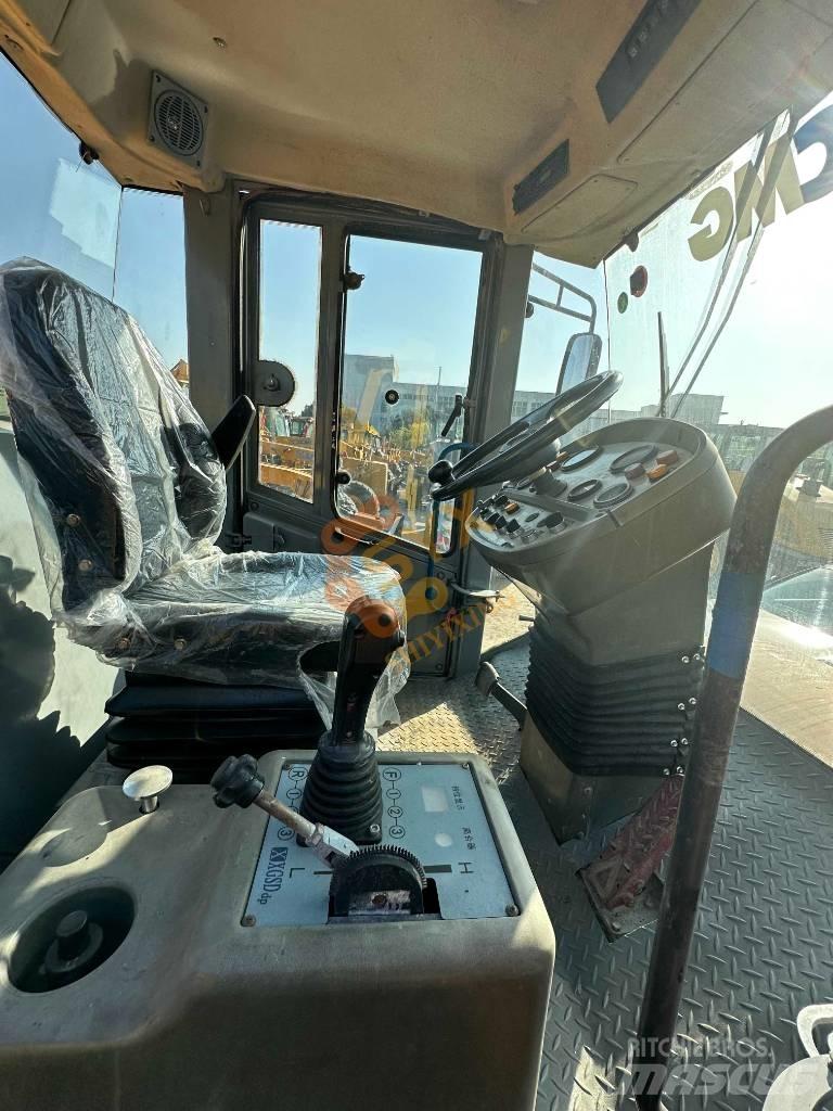 XCMG XS 203 J Еднобарабанни ролки
