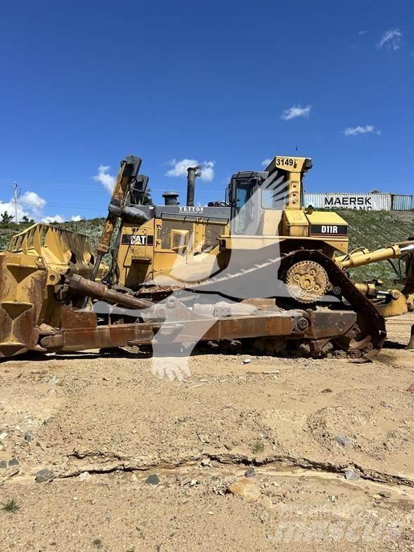CAT D11R Верижни булдозери
