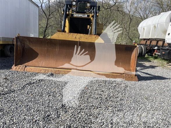 CAT D6R Верижни булдозери
