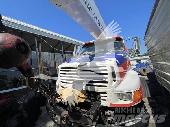 Sterling L9500 Строителство - Други