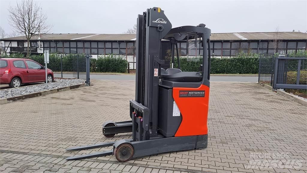 Linde R14 Ретрак/ Високоповдигач с изместване на вилката напред