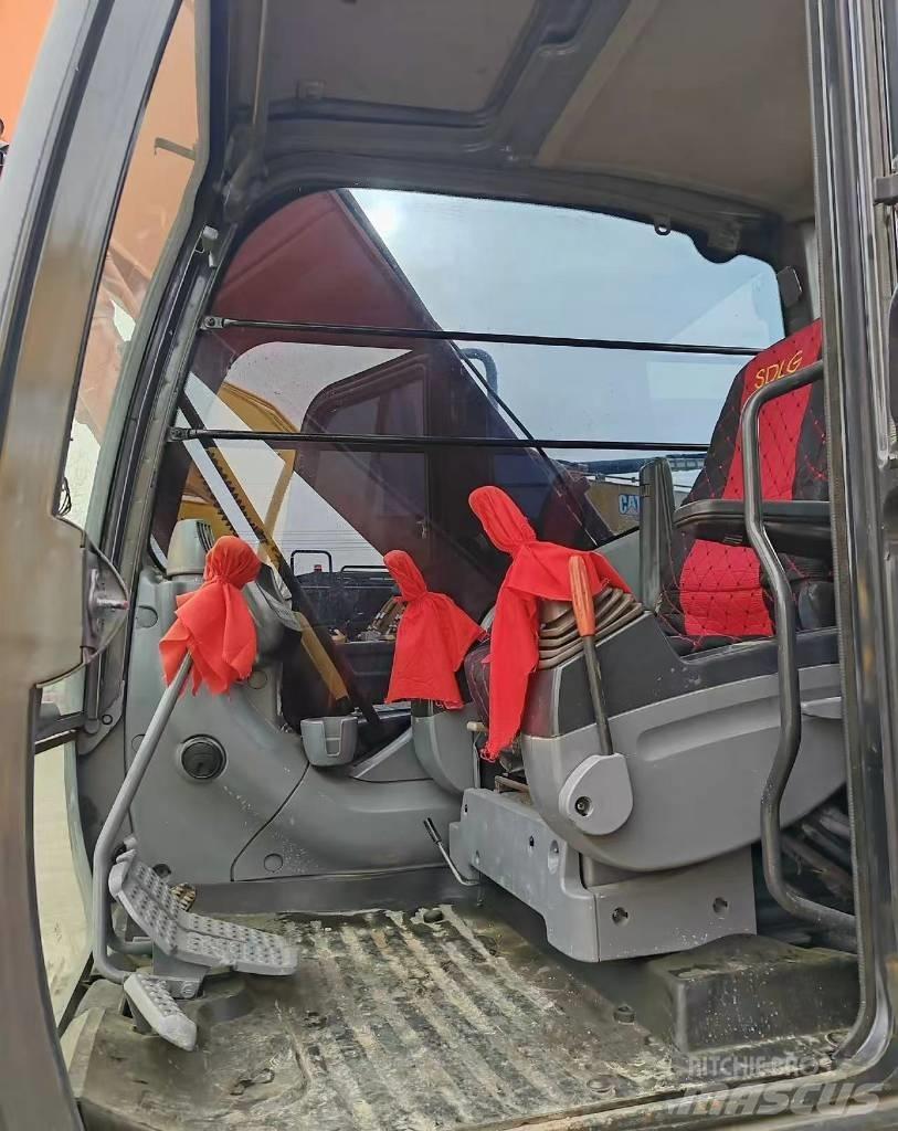 Hitachi 200 Верижен екскаватор